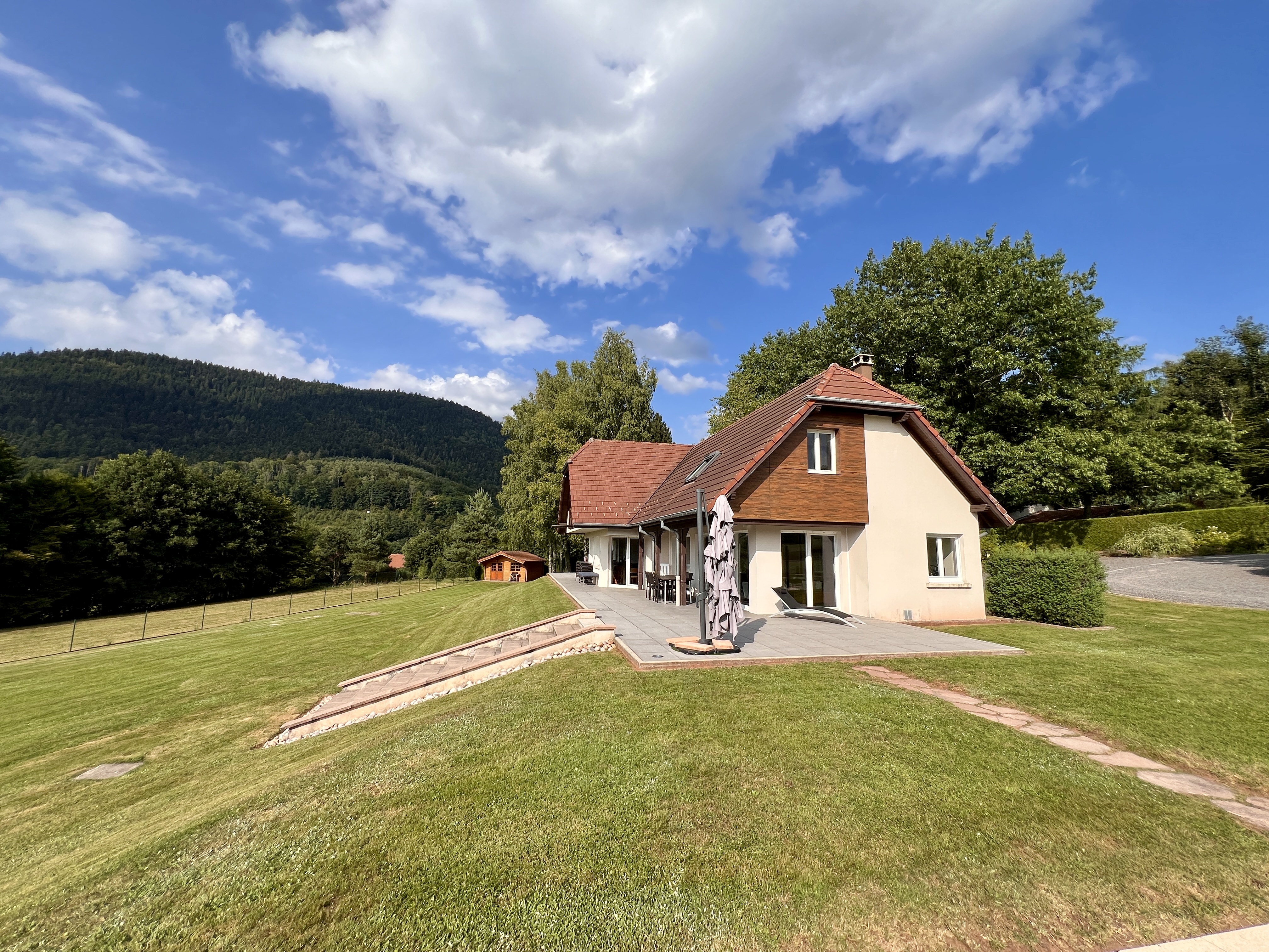 Exclusive villa with pool, private tennis & golf — Premium stay in the Vosges (Senones / Principality of Salm area) - Photo 1