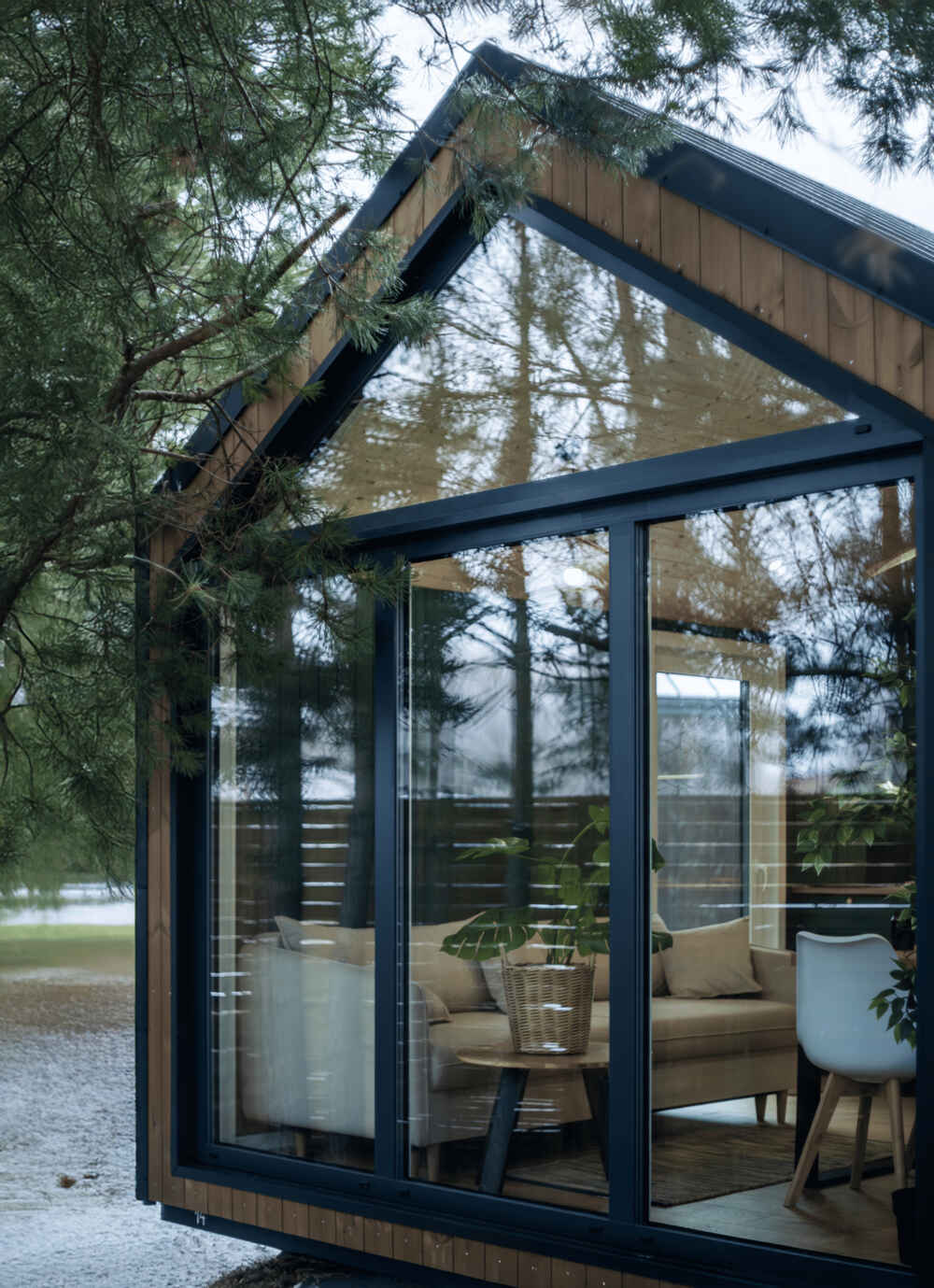 Luxury in the Wild: 5-Star Eco-Responsible Escapes with Adopte une Conciergerie - Photo 1