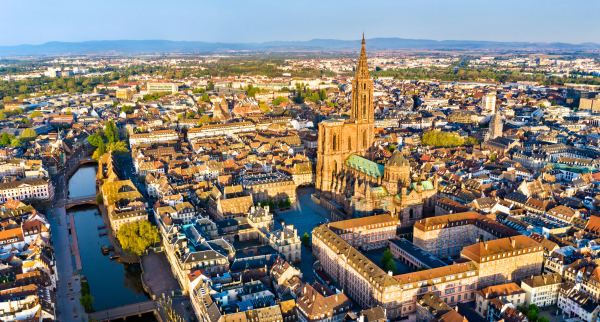 Strasbourg: a complete guide to prestige neighbourhoods for discerning buyers — Orangerie, Contades, Robertsau, Carré d'Or, Neustadt